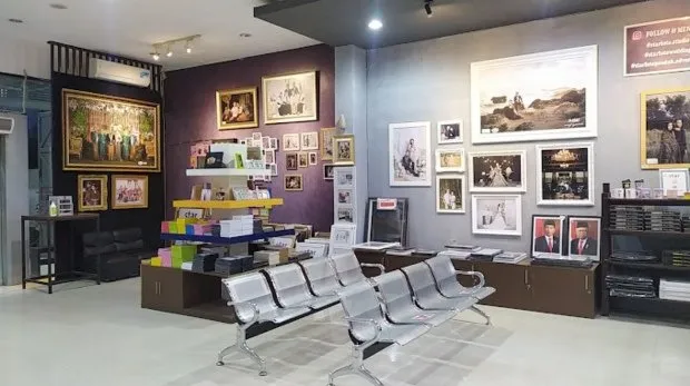 Capturing Cilacap Memories: Photography Tips for Loyal Customers